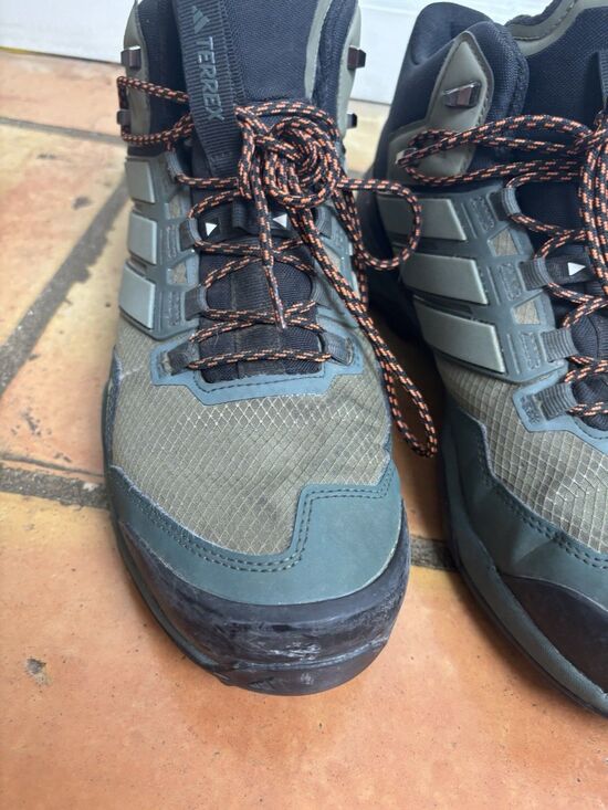 Adidas Men\'s Terrex Skychaser Mid Gore-Tex Hiking Shoes Size 11 main image 4